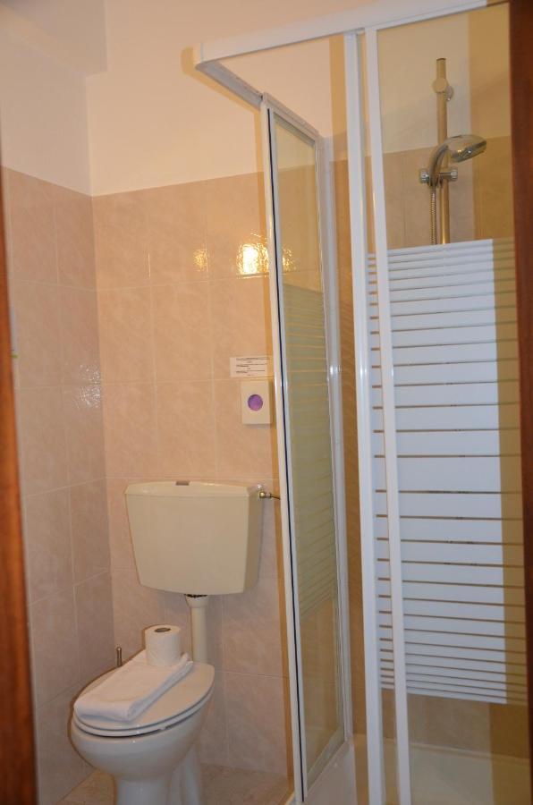 Abla Guest House Carcavelos  Εξωτερικό φωτογραφία