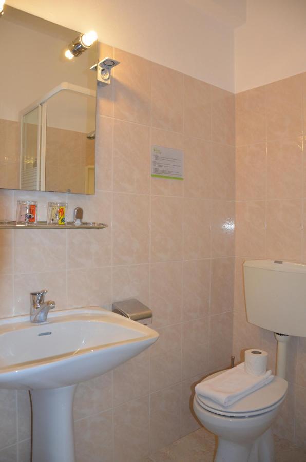 Abla Guest House Carcavelos  Εξωτερικό φωτογραφία